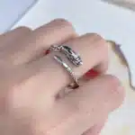 Bague fine dragon pour femme 1