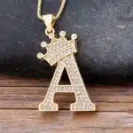 Collier femme personnalisé couronne brillante 1