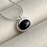 Collier femme argent avec grosse pierre noire 1