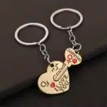 Porte-clés couple cœur souriant avec clé 2