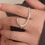 Bague deux doigts moderne 1