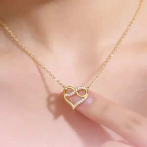 Collier femme pendentif coeur infini 1