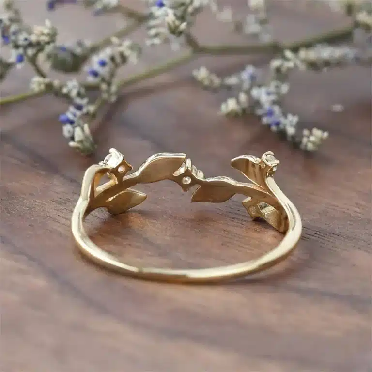 Bague de promesse feuilles d'or 4