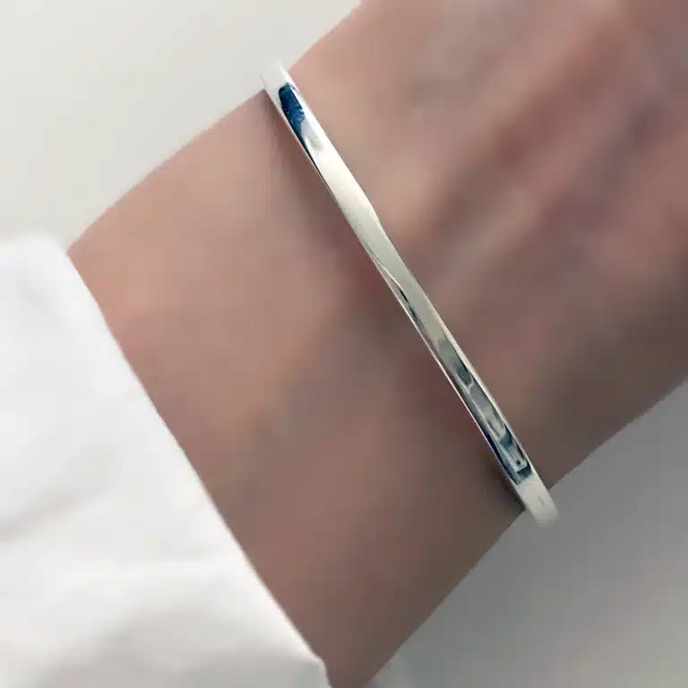 Bracelet minimaliste élégant femme 2