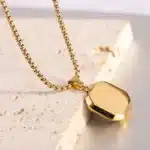Collier femme pierre carrée 2