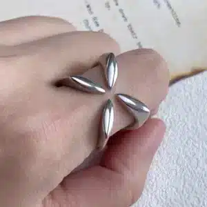 Bague contemporaine argent femme 1