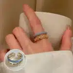 Bague femme chaîne émaillée bleu ciel dorée 1