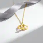 Collier femme coeur et anneau entrelacés 5
