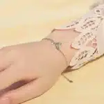 Bracelet femme chaîne feuille verte 1