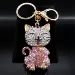 Porte-clés femme chat japonais brillant 7