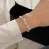 Bracelet femme argent perles fleurs 1
