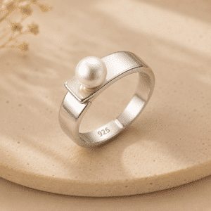 Bague de promesse femme perle minimaliste