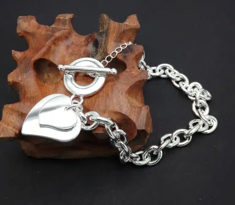 Bracelet femme gros coeur fermoir T 1
