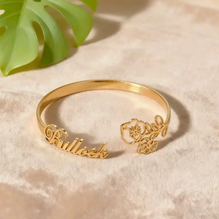 Bracelet femme manchette prénom doré fleur ajourée 2