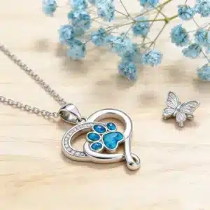 Collier femme coeur patte d'animal 5