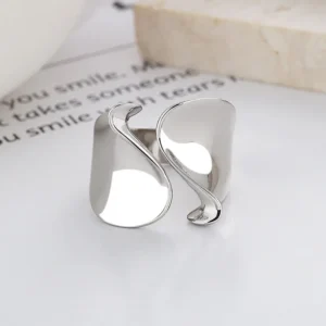 Bague ouverte design 1