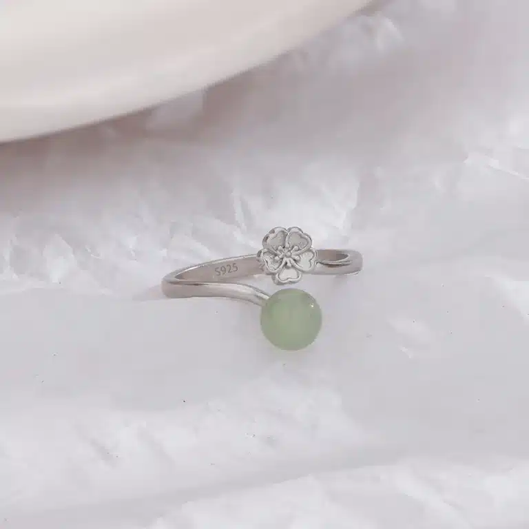 Bague femme argent fleur et perle verte 1
