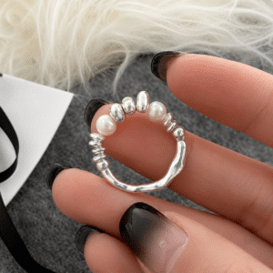 Bague moderne femme avec perles