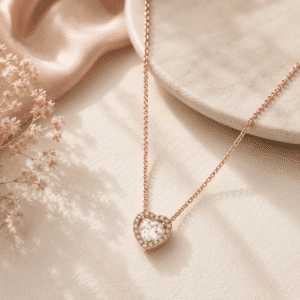 Collier femme petit coeur brillant