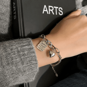Bracelet coeur symbole famille amour